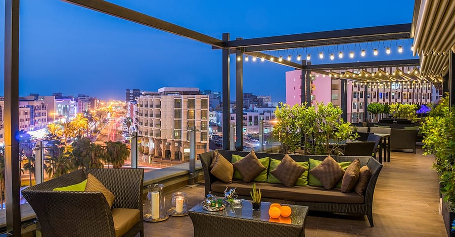 5* Dinner Buffet With Bottomless Juices & Soft Beverages For 1