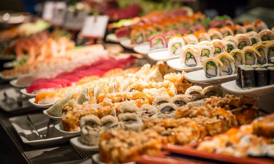 Dinner Buffet With Soft Beverages For One Child Or Up To 4 Adults Dubai
