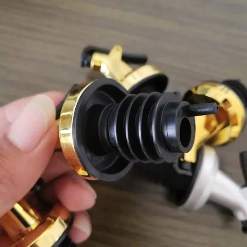 BUY NEW 1PC Oil Bottle Stopper ABS Lock Plug Seal Leak-proof Food Grade Plastic Nozzle Sprayer Liquor Dispenser Wine Pourers Bar Tools - Home  Garden at DYAF.com